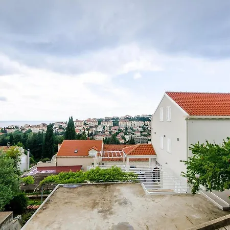 Miracle - Studio With Terrace And City View * דוברובניק