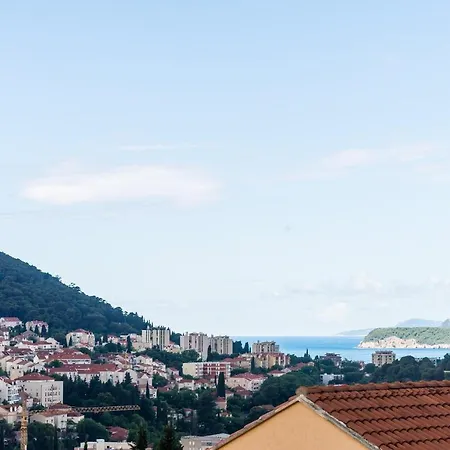 Miracle - Studio With Terrace And City View Apartmán