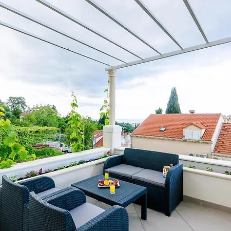 Miracle - Studio With Terrace And City View Apartamento